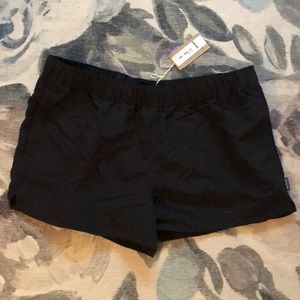 Patagonia Barely Baggies shorts NWT